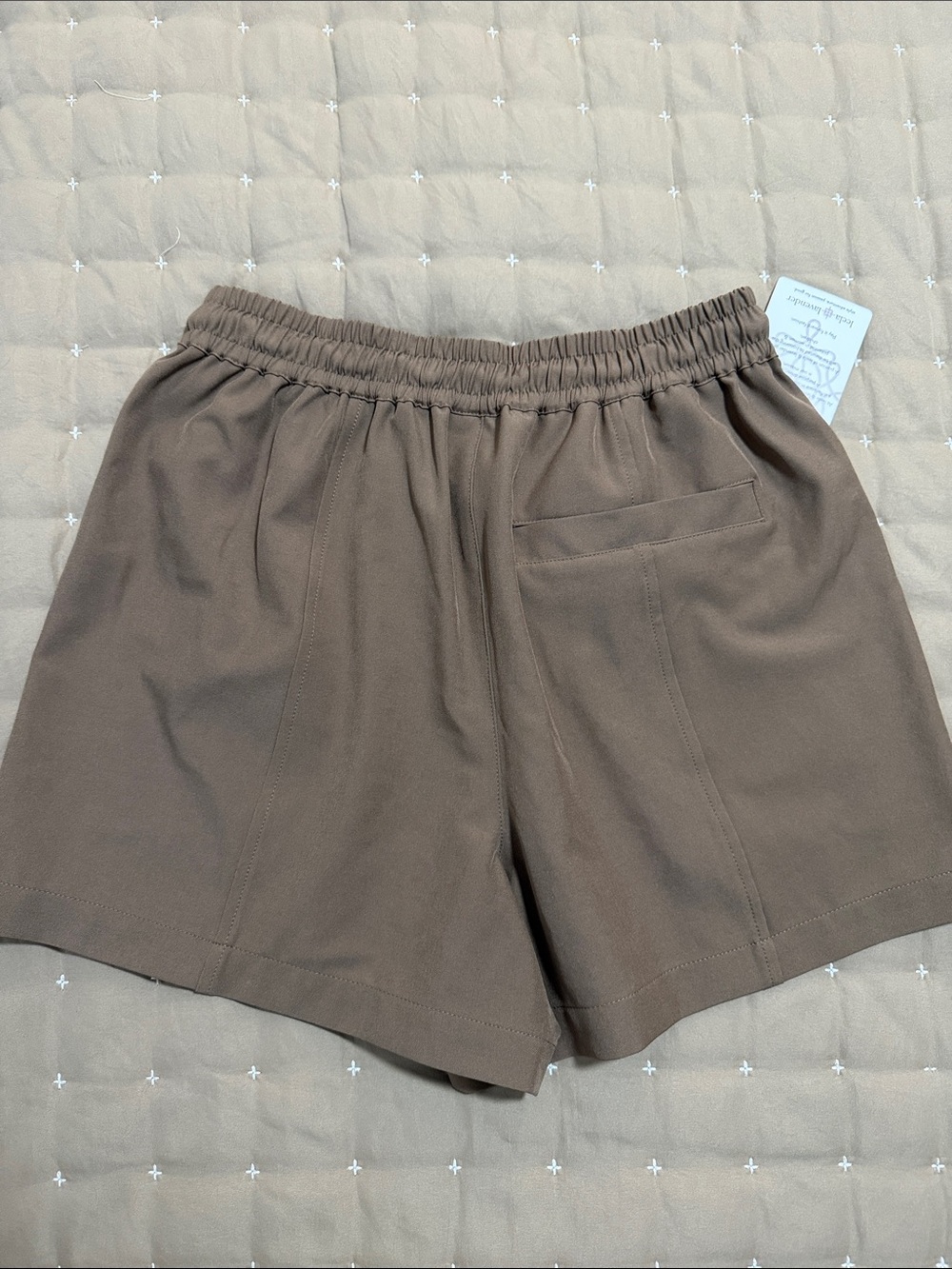 NWT Varley Esmond Mid Rise Short XS - Picture 5 of 7